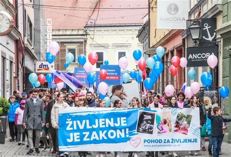 Izjava Za Javnost Ob Vseslovenskem Pohodu Za Ivljenje Pohod Za