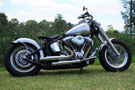 Harley Heritage Bobber - Pro Motora