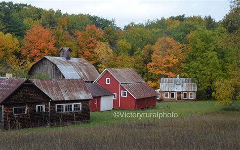 We Came Upon Barn Valley In The Petotsky Region Of Michigan These