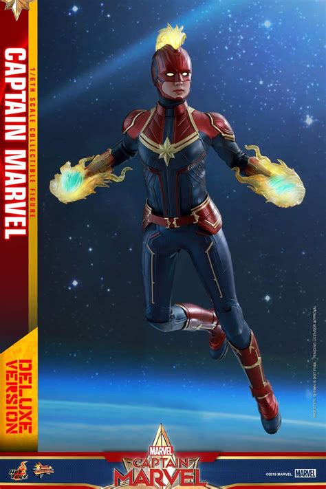 Captain Marvel Gets Two Hot Toys Releases Including One With Goose