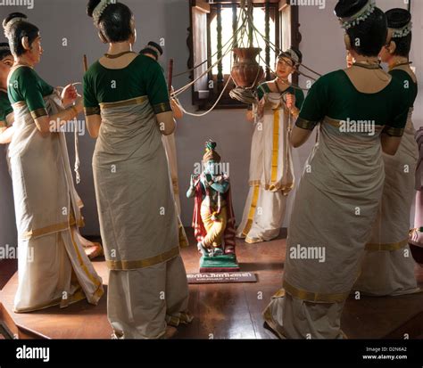 Kerala art forms hi-res stock photography and images - Alamy