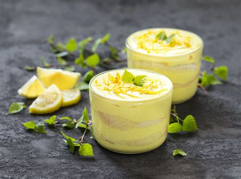 La Recette Du Tiramisu Au Citron Et Limoncello De Julie Andrieu Marie