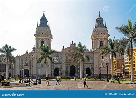 Plaza De Armas De Lima, Lima Cathedral, Editorial Photo - Image of ...