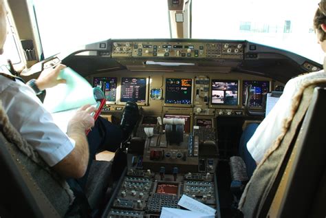 Boeing 777 300Er Cockpit