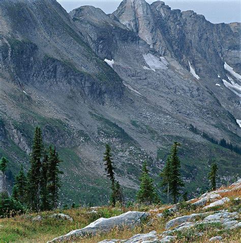 Balu Pass Loch Gallery