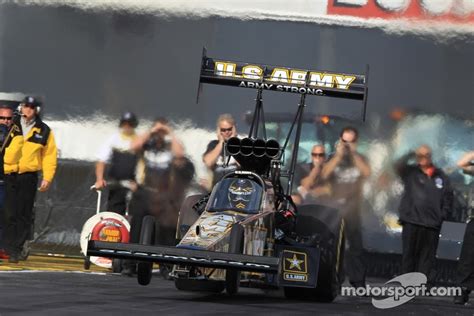 Tony Schumacher Aboard His Dsr Us Army Top Fuel Dragster Nhra Photos Main Gallery