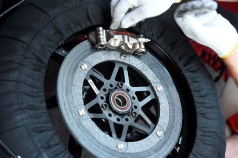 All Motogp Teams Now Use Brembo Braking Systems Autoevolution