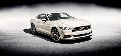 White Ford Mustang Gt