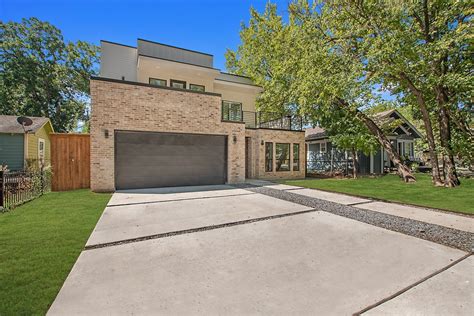 Townsville Custom Homes (@townsvillecustomhomes) • Instagram photos and ...