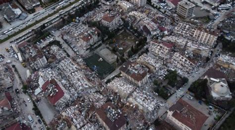 Terremoto Na Turquia As Imagens Mais Marcantes Dos Resgates Na Trag Dia