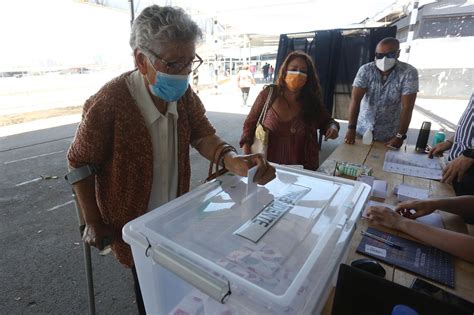 Chile Contiene La Respiración En Las Elecciones Más Reñidas Desde 1988