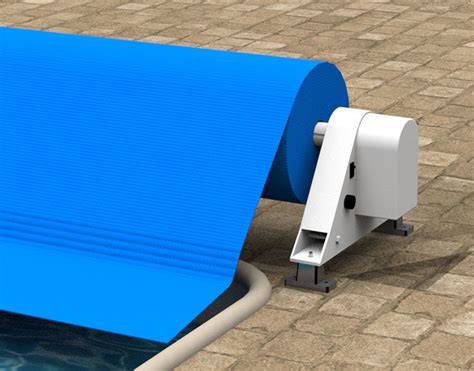 Benefits of a Retractable Solar Pool Cover – bumpsandjumpsrc