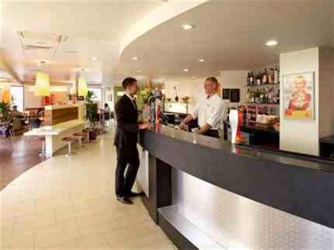 Ibis Hotel Luton Airport | Unbeatable Hotel Prices for Luton Airport