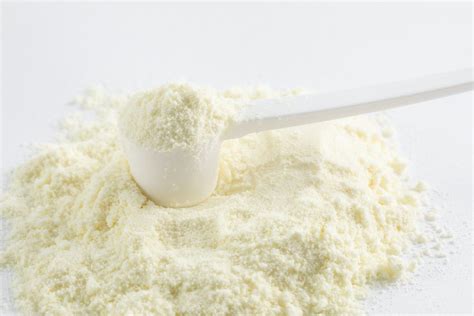 How To Properly Reconstitute Powdered Milk - NUMANNA