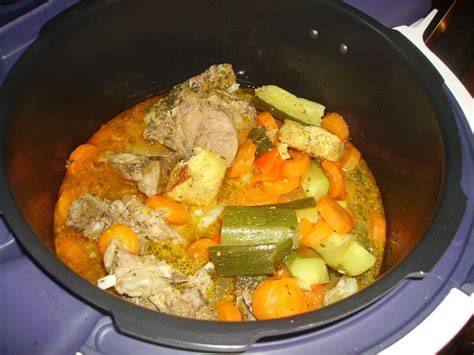 Tajine d agneau et poulet aux légumes