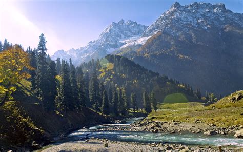 Sonamarg in Kashmir Valley, India [2048x1283] /u/apunebolatumerilaila ...