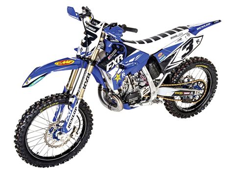 MIKE BROWN S YZ250 2 STROKE BEHIND THE BUILD Dirt Bike Magazine