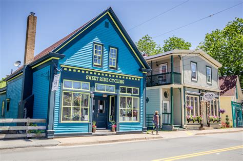 Things To Do In Lunenburg And Charming Mahone Bay Nova Scotia