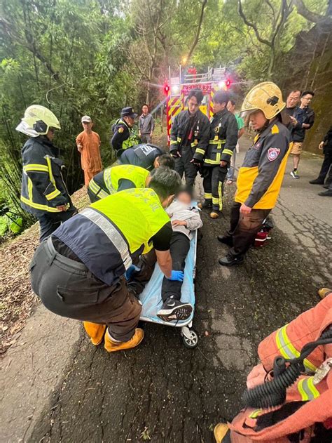 影／桃園龜山與新北樹林交界山區 轎車閃貓墜谷駕駛獲救 社會萬象 社會 聯合新聞網