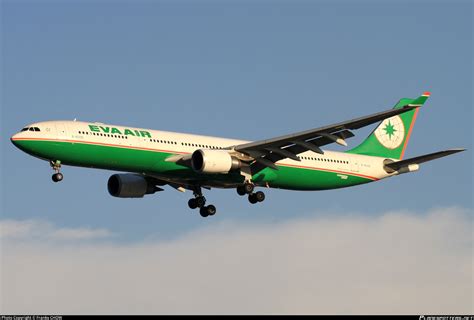 B Eva Air Airbus A Photo By Franky Chow Id