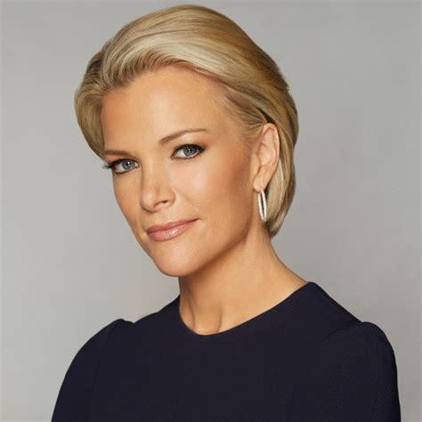 Megyn Kelly Tears Up While Announcing Fox News Departure E Online Ca