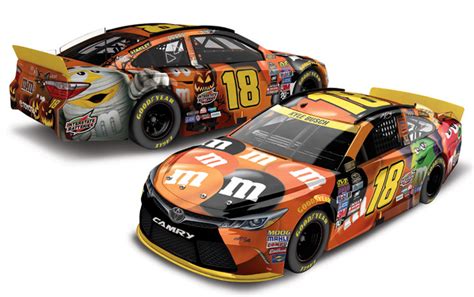 2016 Kyle Busch #18 M&M's Halloween 1/64 Diecast