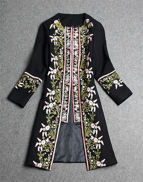 Runway 2016 Winter Women Woolen Long Jacket Chinese Retro Embroidery