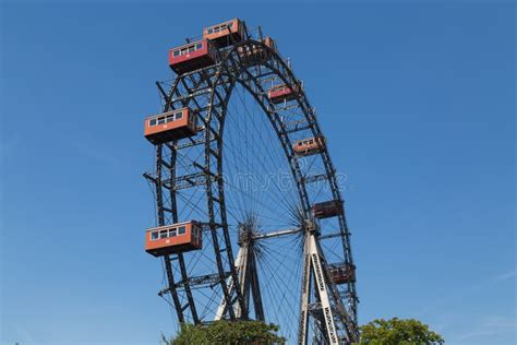 Wiener Riesenrad, Prater at Night Editorial Photography - Image of exposure, famous: 62378077