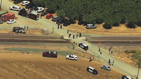 3 Dead 2 Injured After Amtrak Train Collides With Car In California