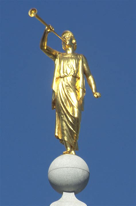 20 Stunning Photos of the Moroni Statue on Temples | Nauvoo News