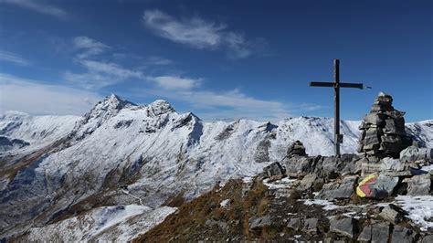 Gipfelkreuz Mit Piz Curv R Fotos Hikr Org