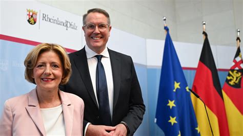 Rheinland Pfalz Ministerpr Sidentin Dreyer Tritt Zur Ck