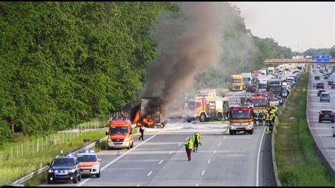 LKW Brand Nach Unfall Auf A67 Zwischen Viernheim Und Lorsch Am 04 06