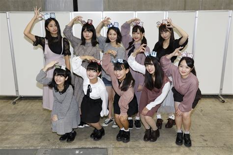 🍭 Akb48チーム8、新メンバー10名が初の握手会に参加！ Popnroll ポップンロール