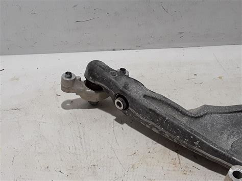 Used VOLVO XC60 Front Lever 32370923