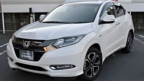 Honda Vezel Hybrid Z Sensing Detailed Review Interior