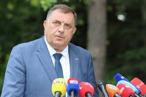 Unato Schmidtovim Odlukama Dodik Tvrdi Da E Potpisati Zakone Nsrs