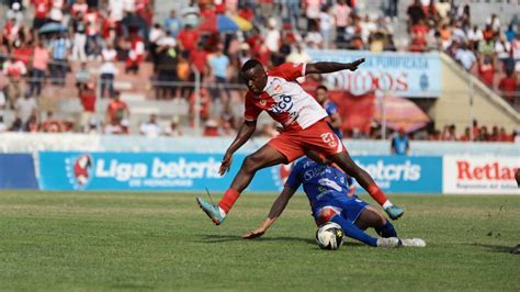 Vida Derrota 1 0 A Lobos De La UPNFM Y Lo Deja Al Borde Del Descenso