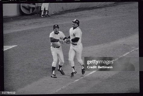 129 Reggie Jackson 1977 World Series Photos & High Res Pictures - Getty ...