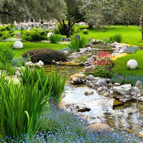 15 Breathtaking Backyard Pond Ideas - Garden Lovers Club