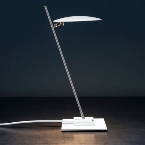 Catellani Smith Lederam T1 Lampe de table LED intensité lumineuse