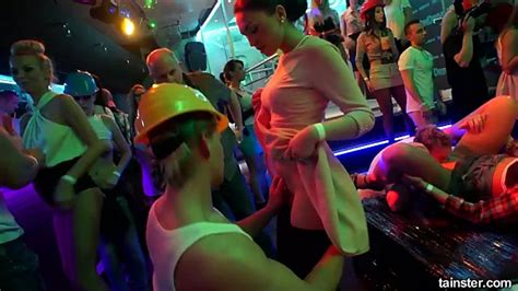 Sex Insane Bitches Get Fucked At The Party