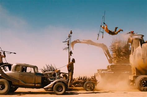 Mad Max Fury Road Trailer Debuts At Comic Con