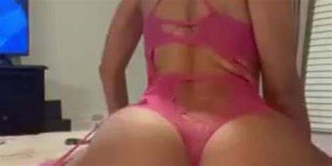 SexyRed Nude Twerk Spread Tnaflix