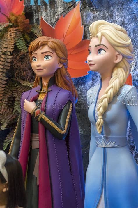 Princess Elsa And Anna From Frozen 2 Magical Journey This Event Is A