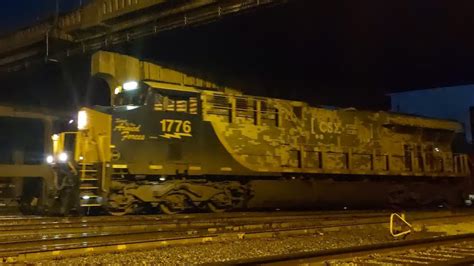 Csx Stack Train I Headed Northbound Monroe Nc With Csxt In