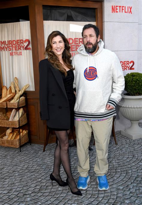 La Esposa De Adam Sandler Jackie Sandler Luce Un Peque O Vestido