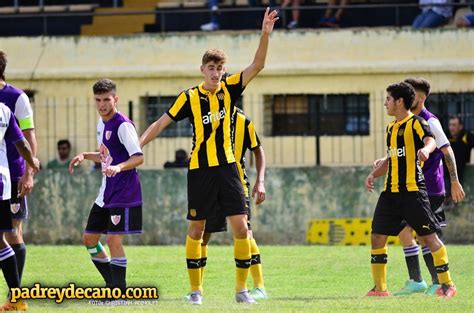 Santiago Bueno Es Nuevo Jugador Del Barcelona Padre Y Decano El