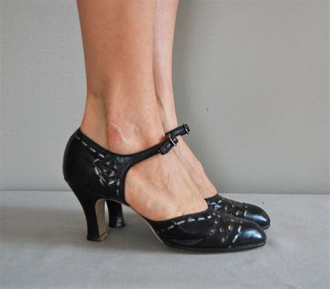 Vintage S Flapper Mary Jane Heels