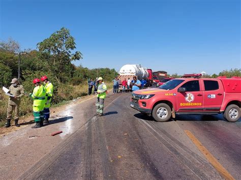 Grave acidente deixa três óbitos e cinco feridos na BR 163 em Lucas do